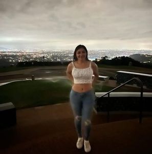 Meet your Posher, Rebeca